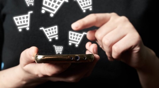 Finding Product Reviews before Online Shopping